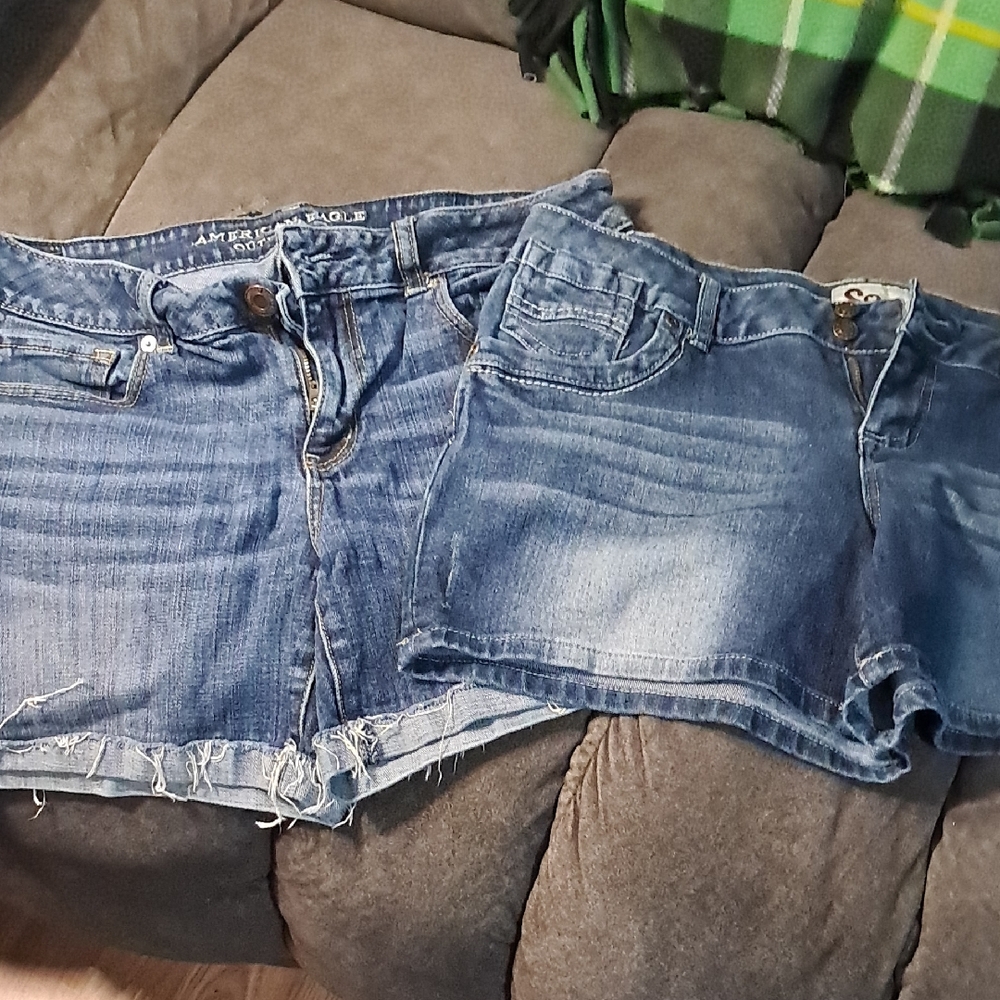 American Eagle Outfitters Distressed Blue Jean Shorts